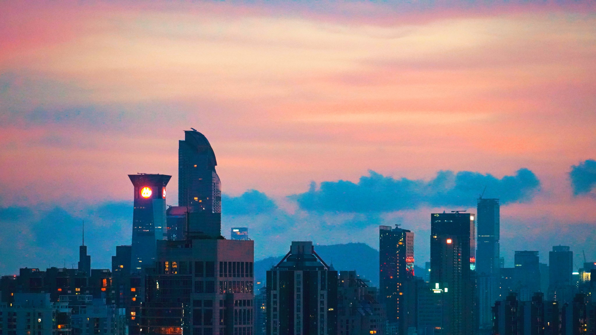 莲花山      我是晚霞批发商+夕阳醉了_游记
