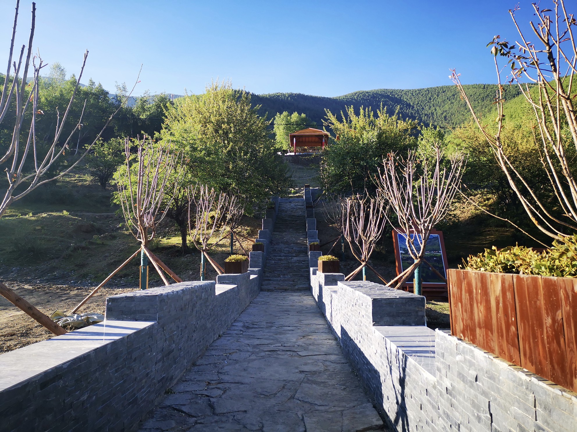 甲根坝莲花湖康定