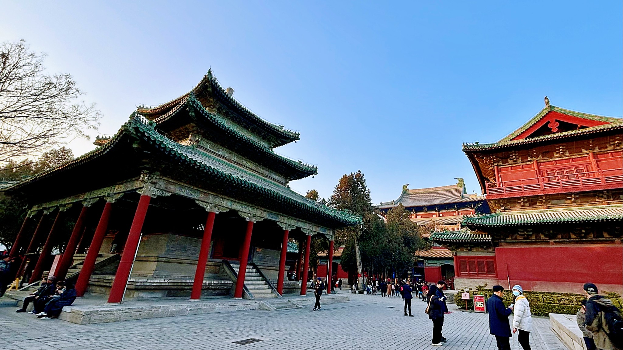 游正定古城赏新春灯会