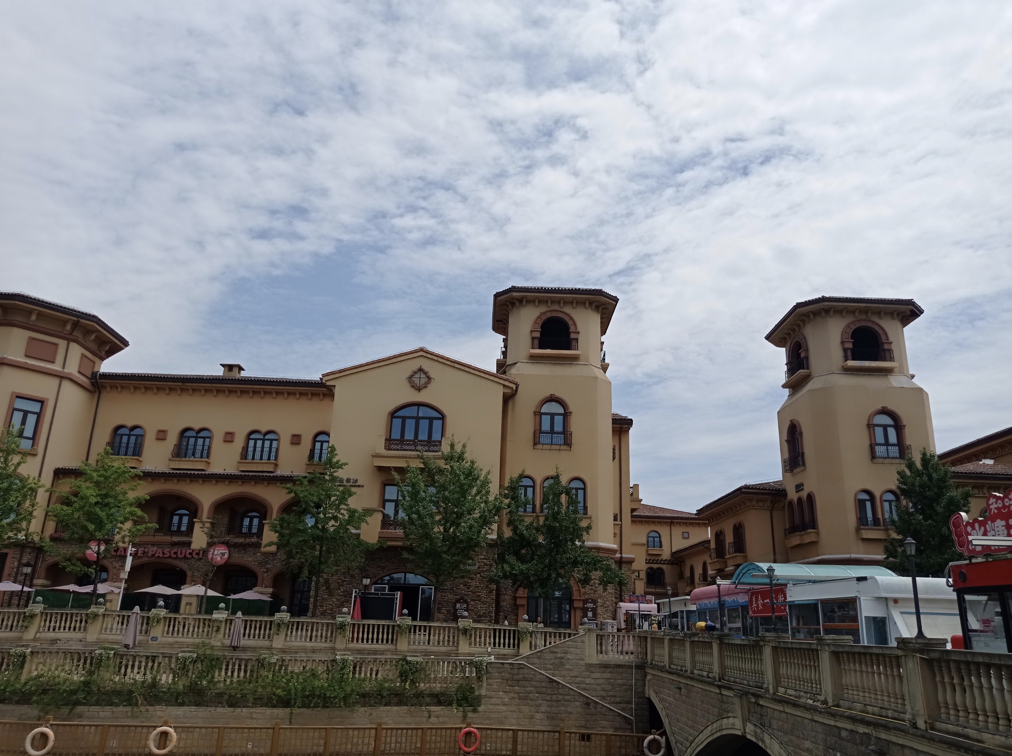 西安世博园罗曼小镇长安塔万国建筑群珍宝馆西安音乐喷泉大雁塔大唐