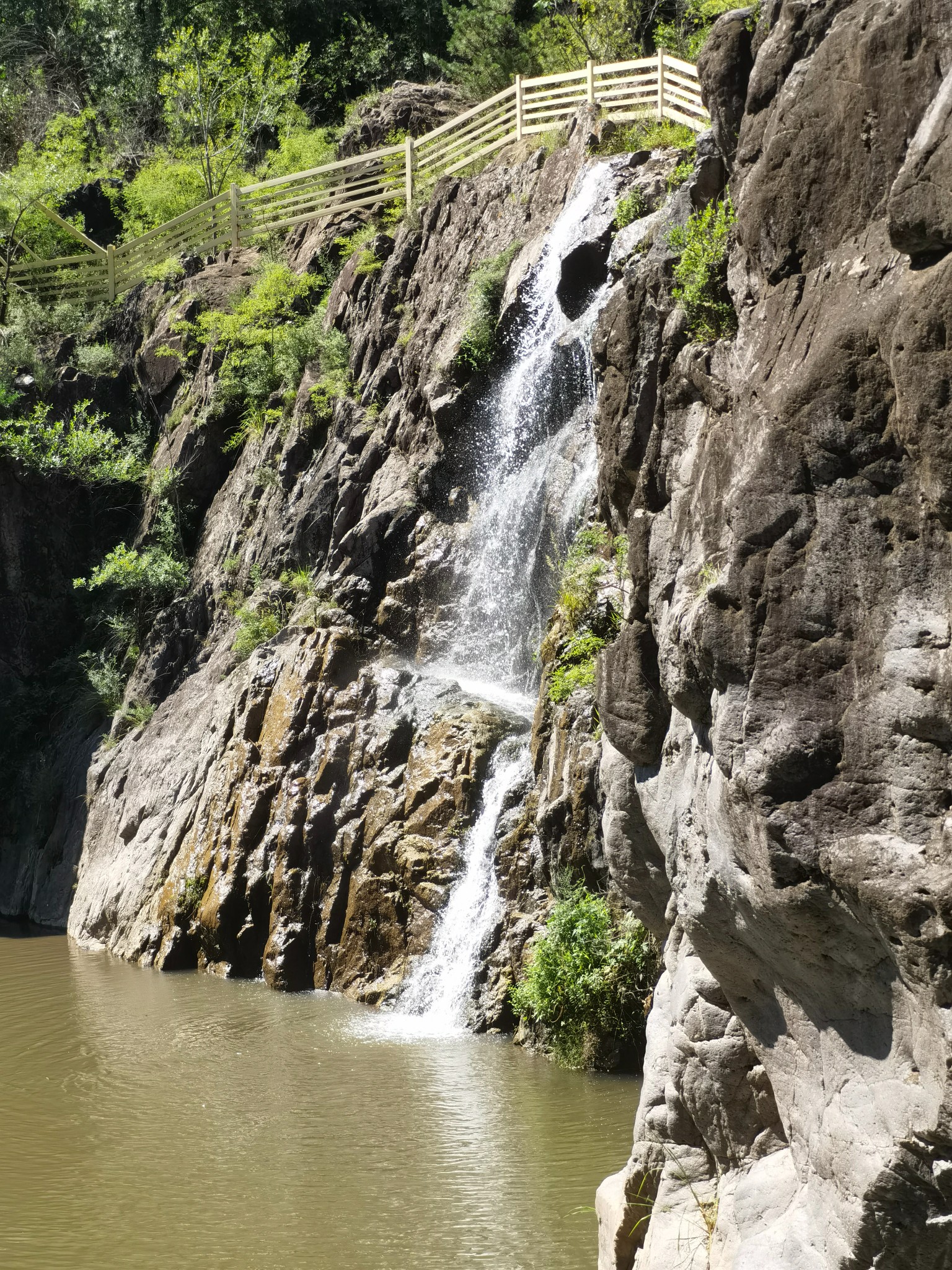 延庆乌龙峡风景区图片