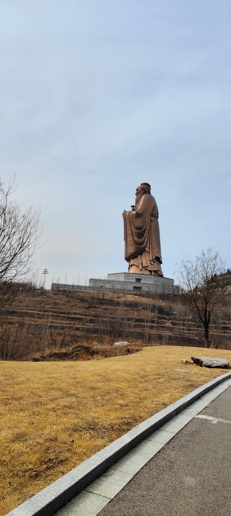 尼山圣境圣人故里传颂千年的文化印记循迹儒风感受千年文脉下的脉搏