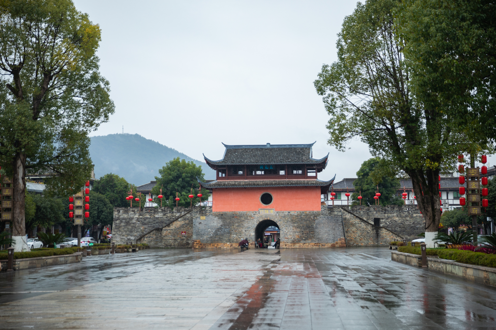 能將木雕藝術發揮到如此極致,汀州大夫第不愧是古建築中的鳳毛麟角.