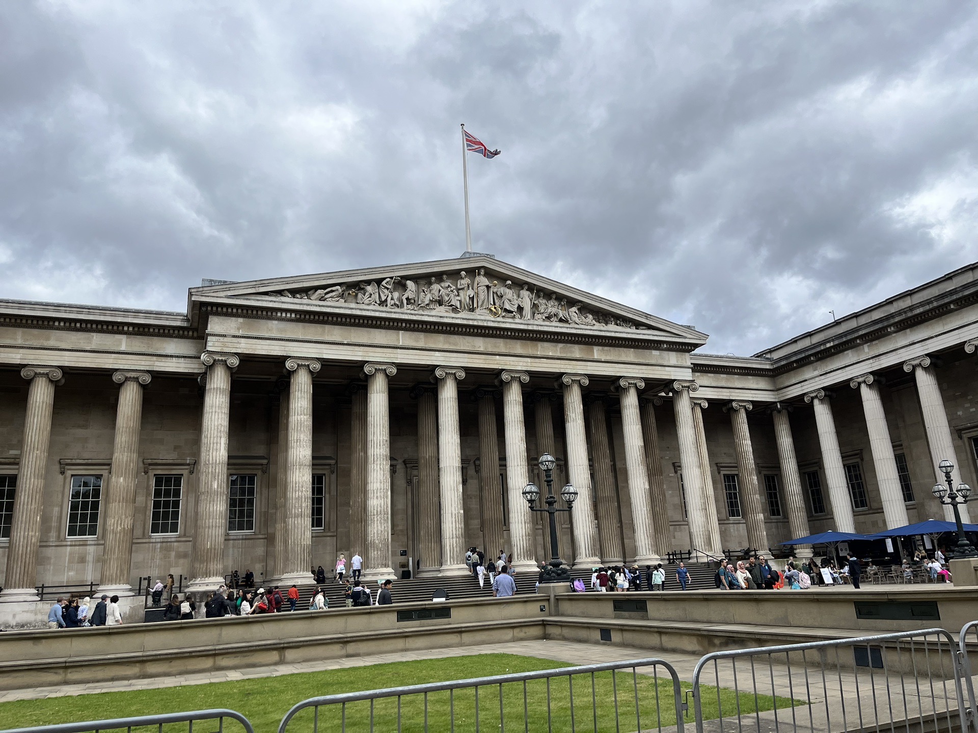 8.2 白金汉宫/哈罗德百货8.3 伦敦塔桥/泰特美术馆/博罗市场8.