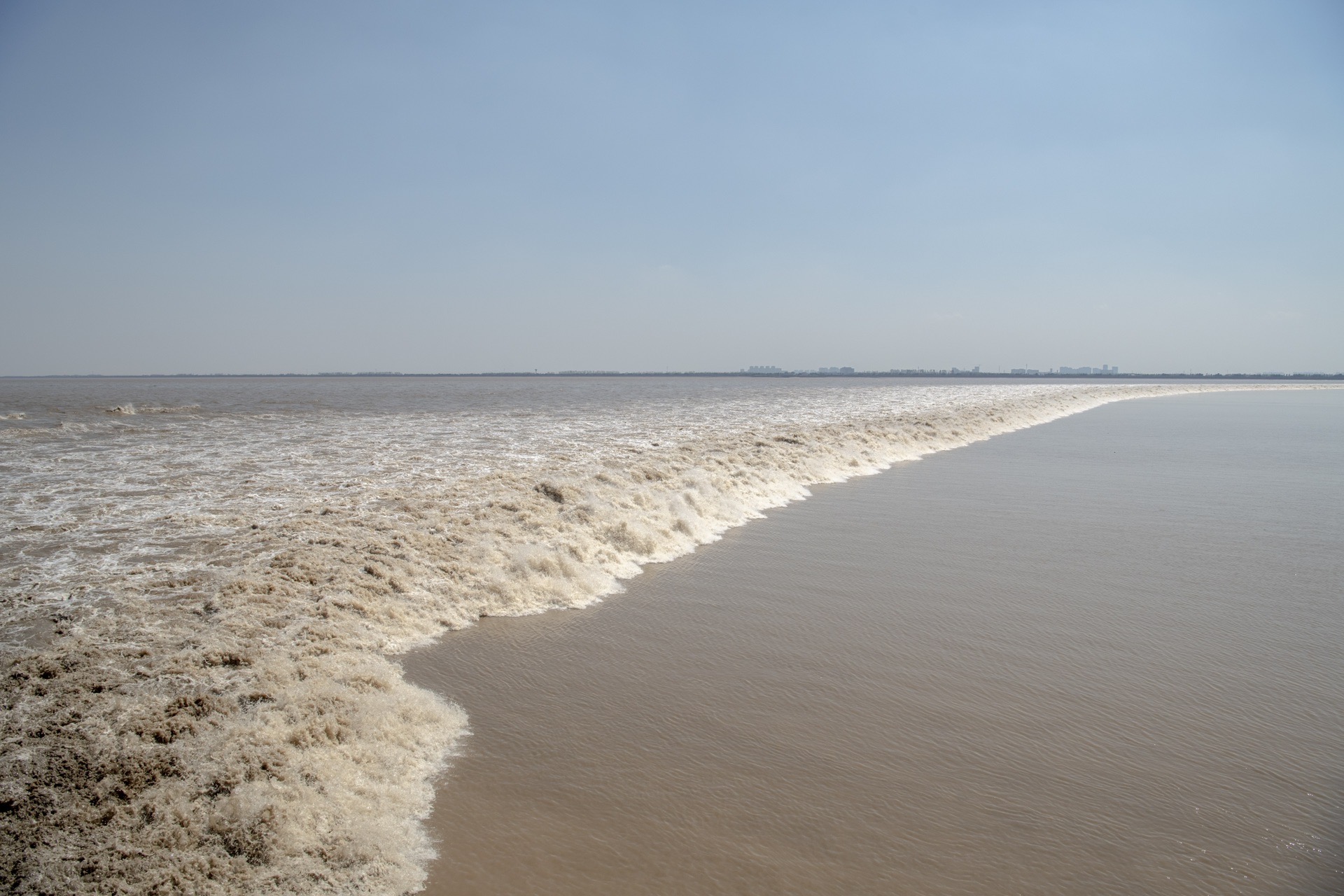 钱塘江大潮_游记