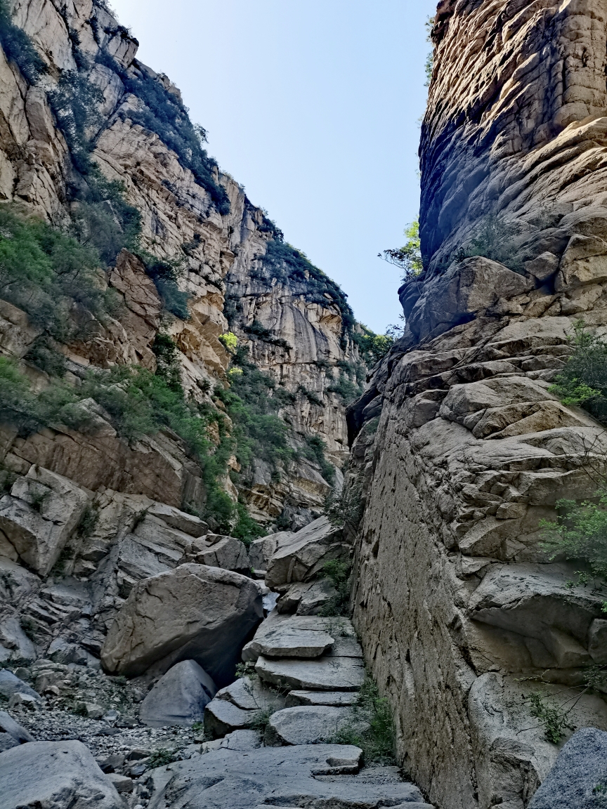保定易县旅游资讯(保定易县旅游资讯电话)