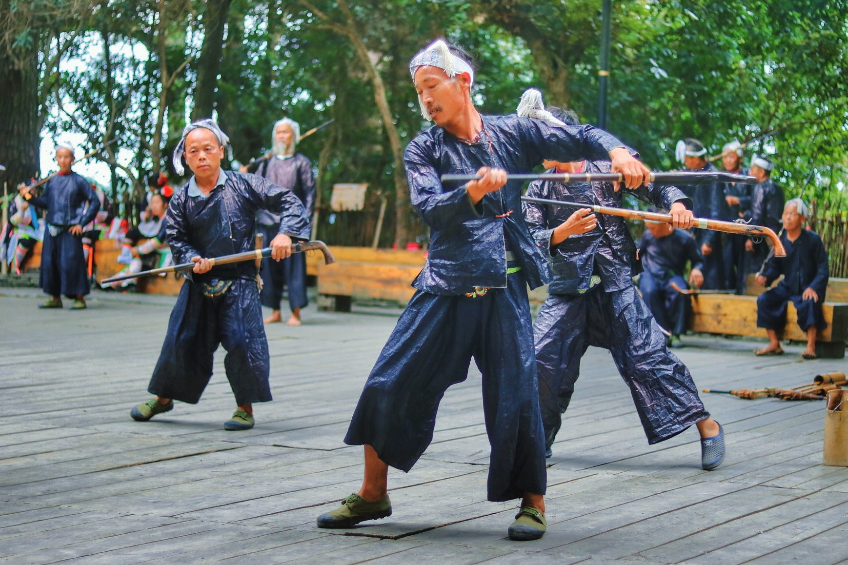贵州从江苗寨~世界最后一个枪手部落岜沙苗寨,旅游攻略 - 马蜂窝