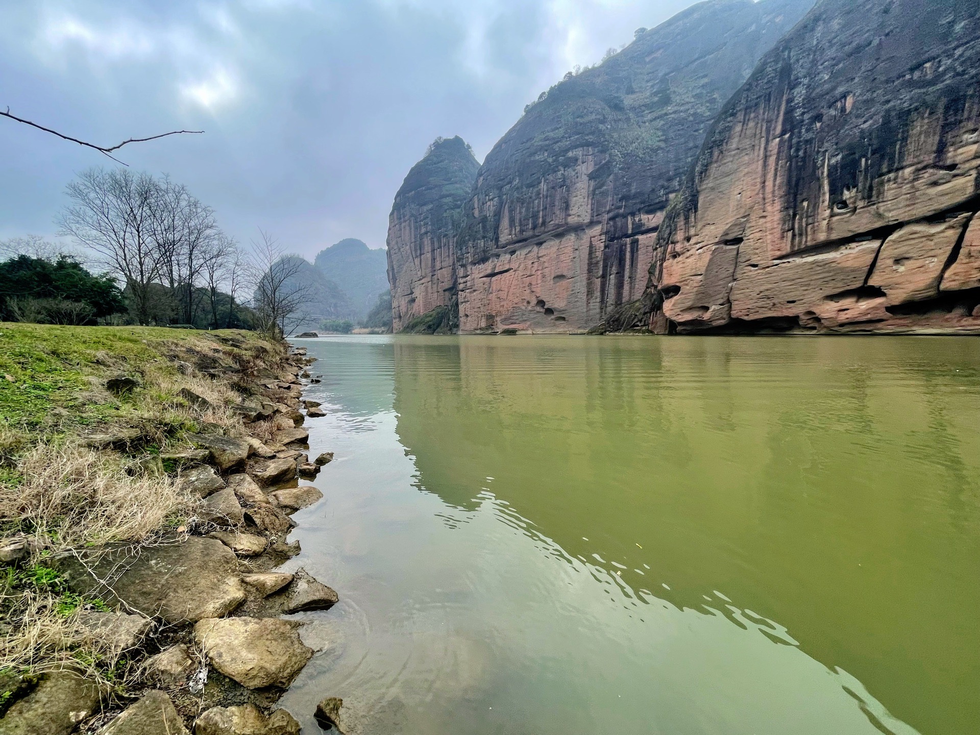 【鹰潭图片】《龙虎山下仙水岩》图片 - 马蜂窝