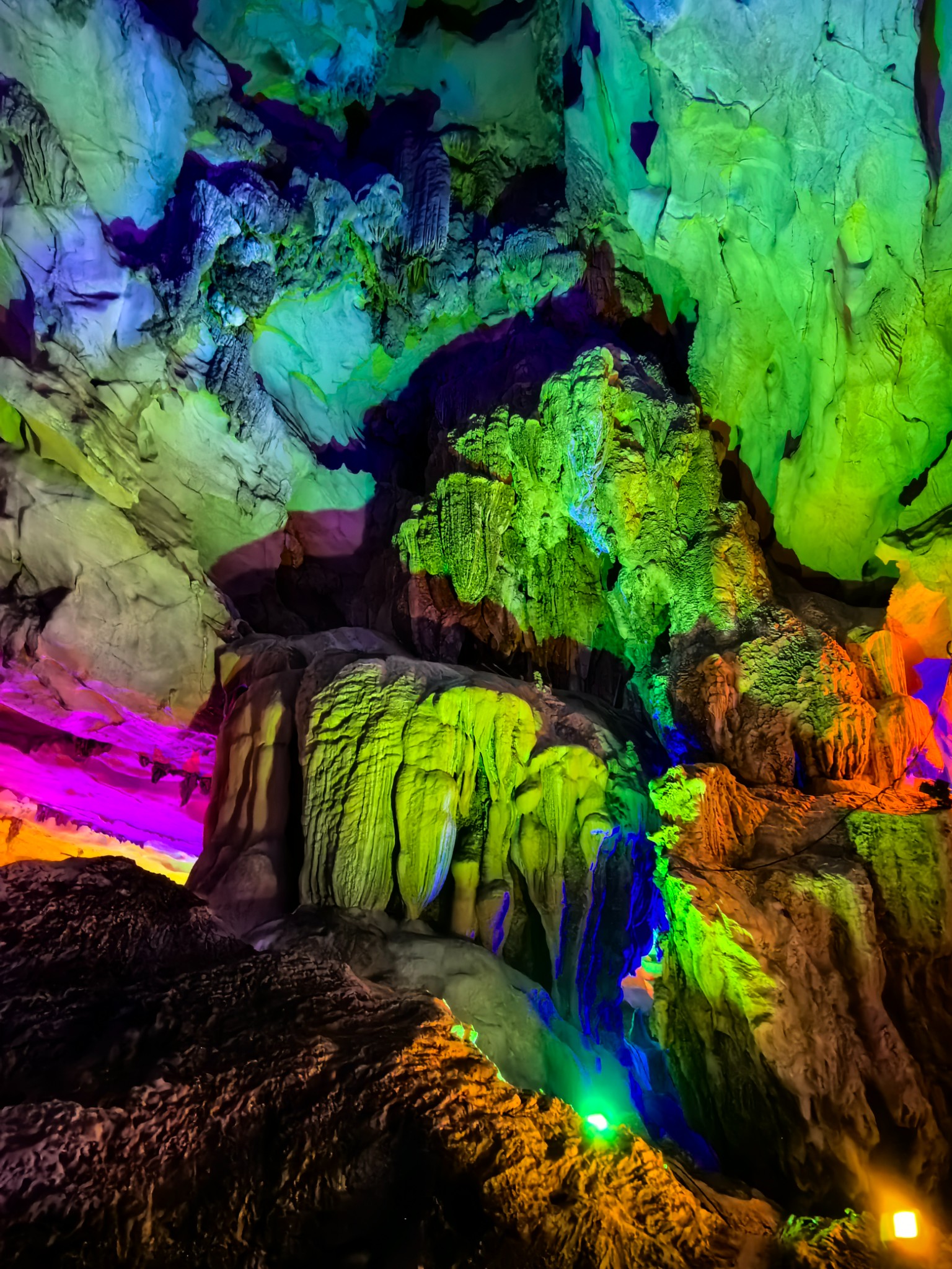 广西柳州鹿寨县,中渡古镇,响水瀑布,鹿鸣谷,香桥岩溶国家地址公园