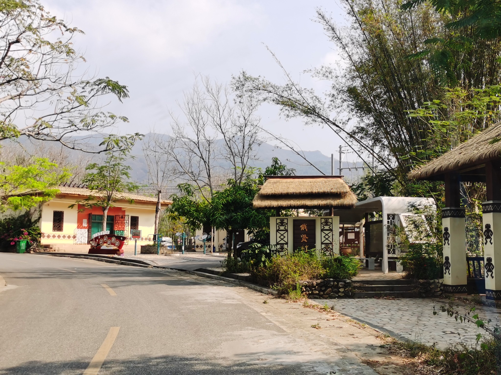 东方俄贤岭风景区电话图片