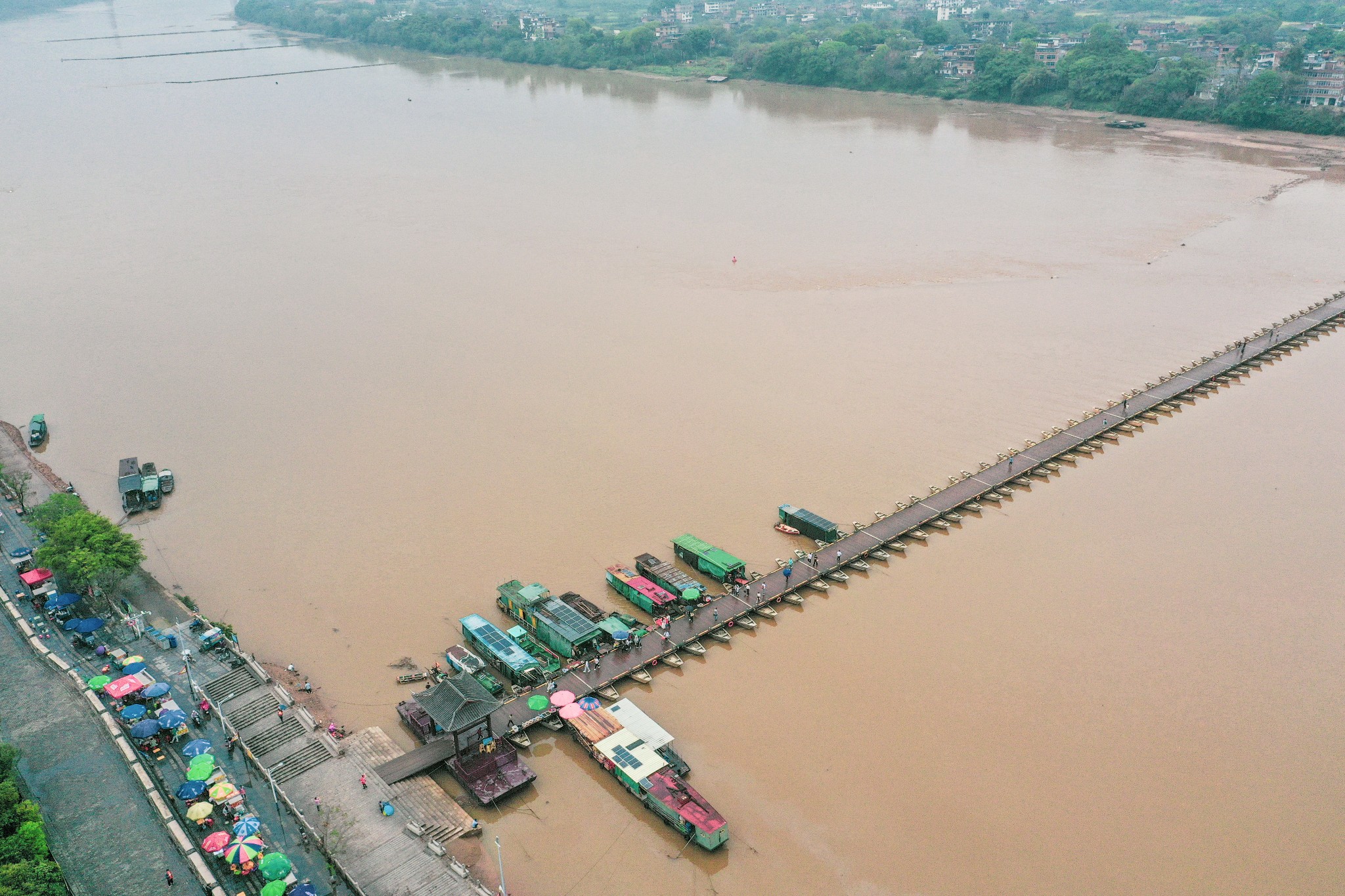 洪涝灾害 洪水 1360_906