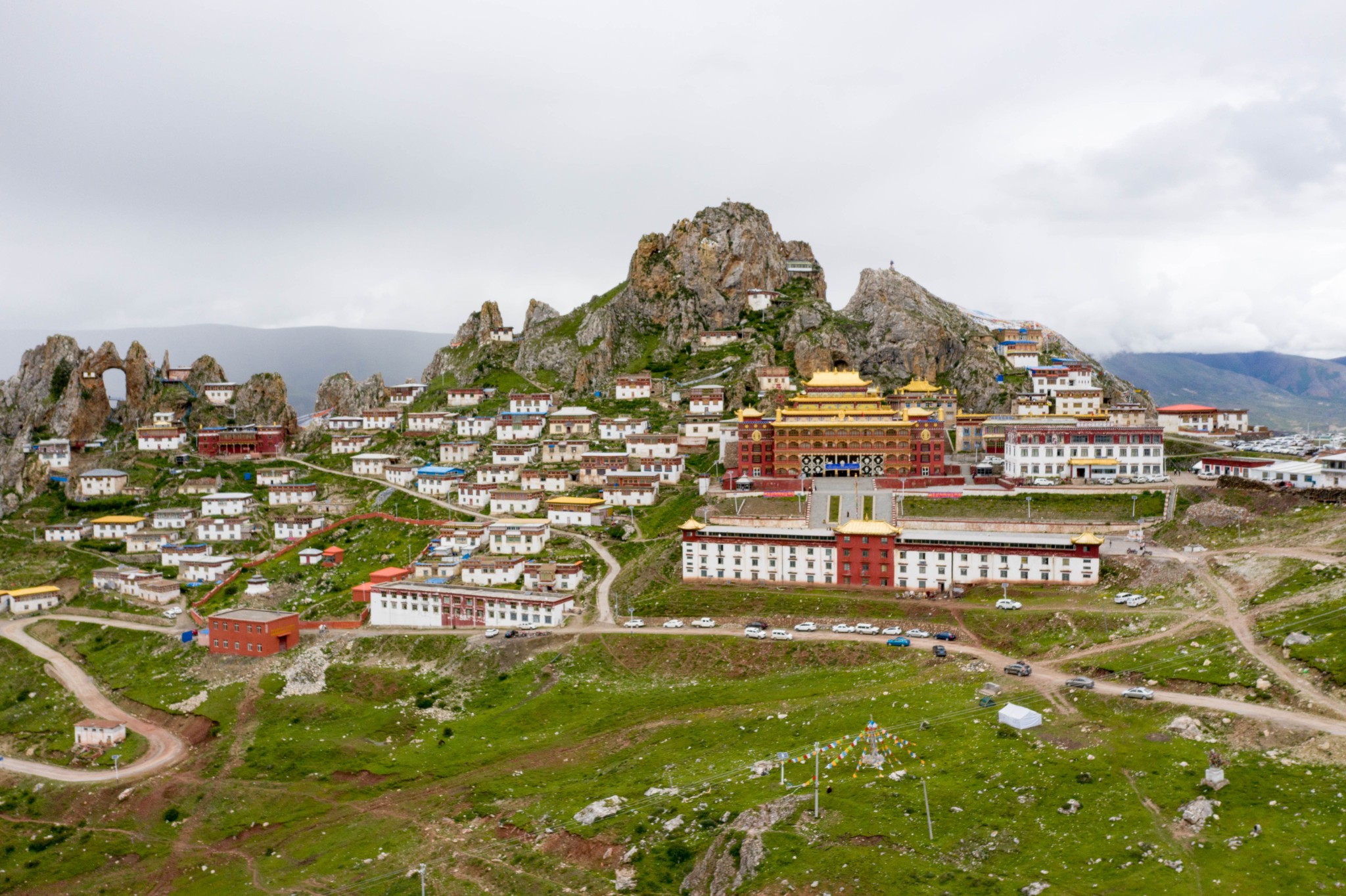 国道317路上的景点——丁青——孜珠寺_游记