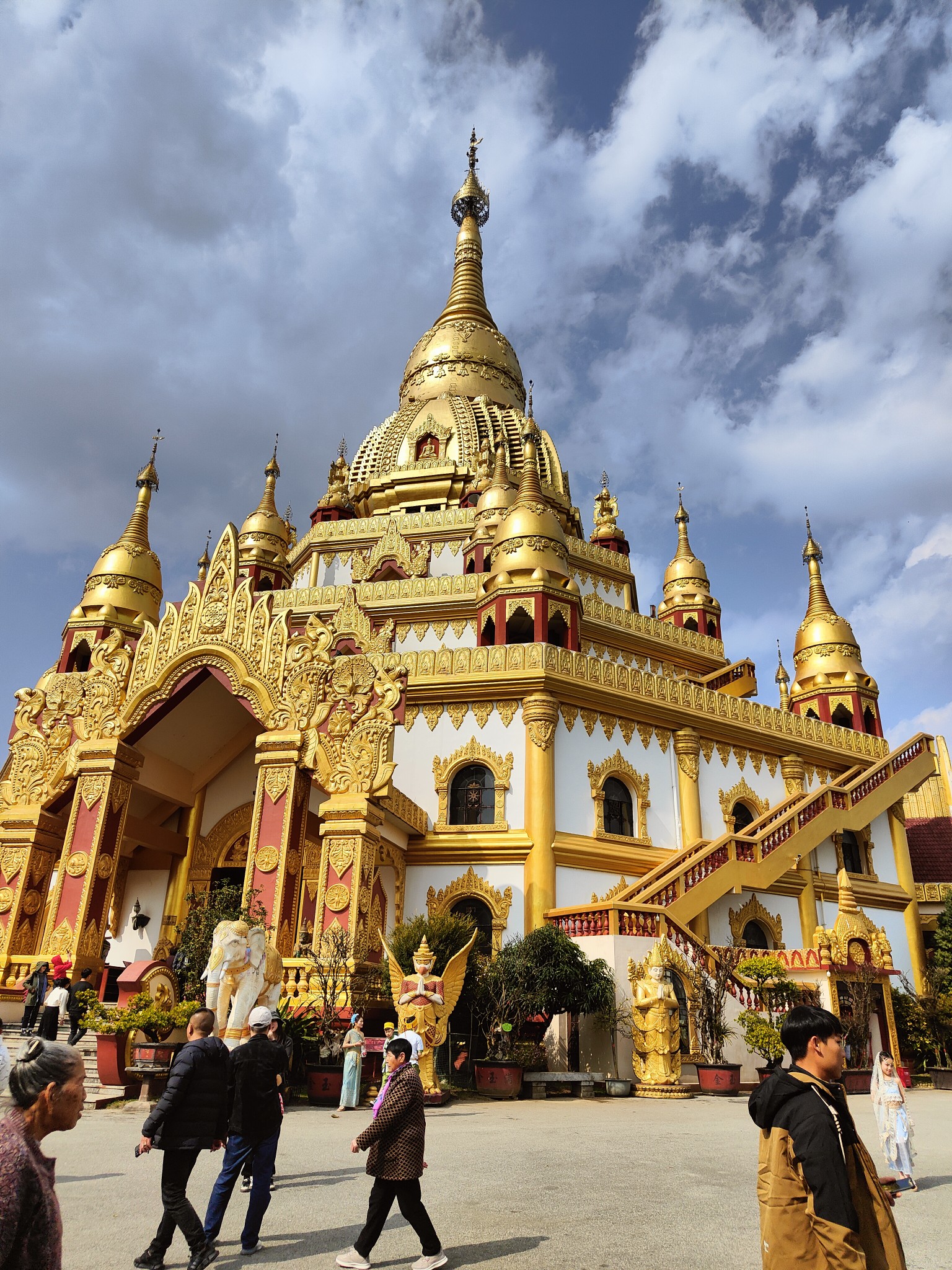 芒市瑞丽三日游——云南行(1),德宏旅游攻略 - 马蜂窝