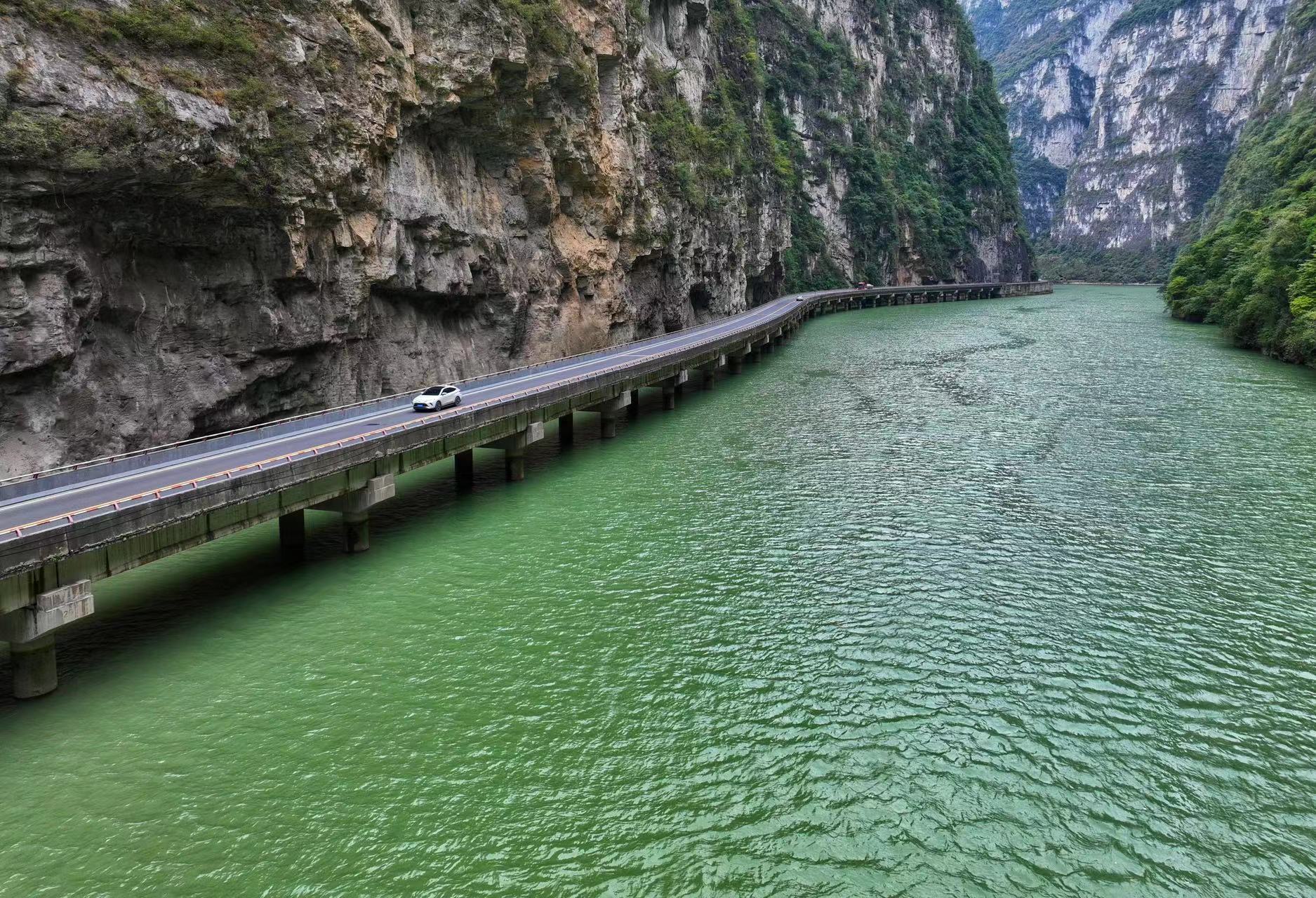 汉源大渡河峡谷图片