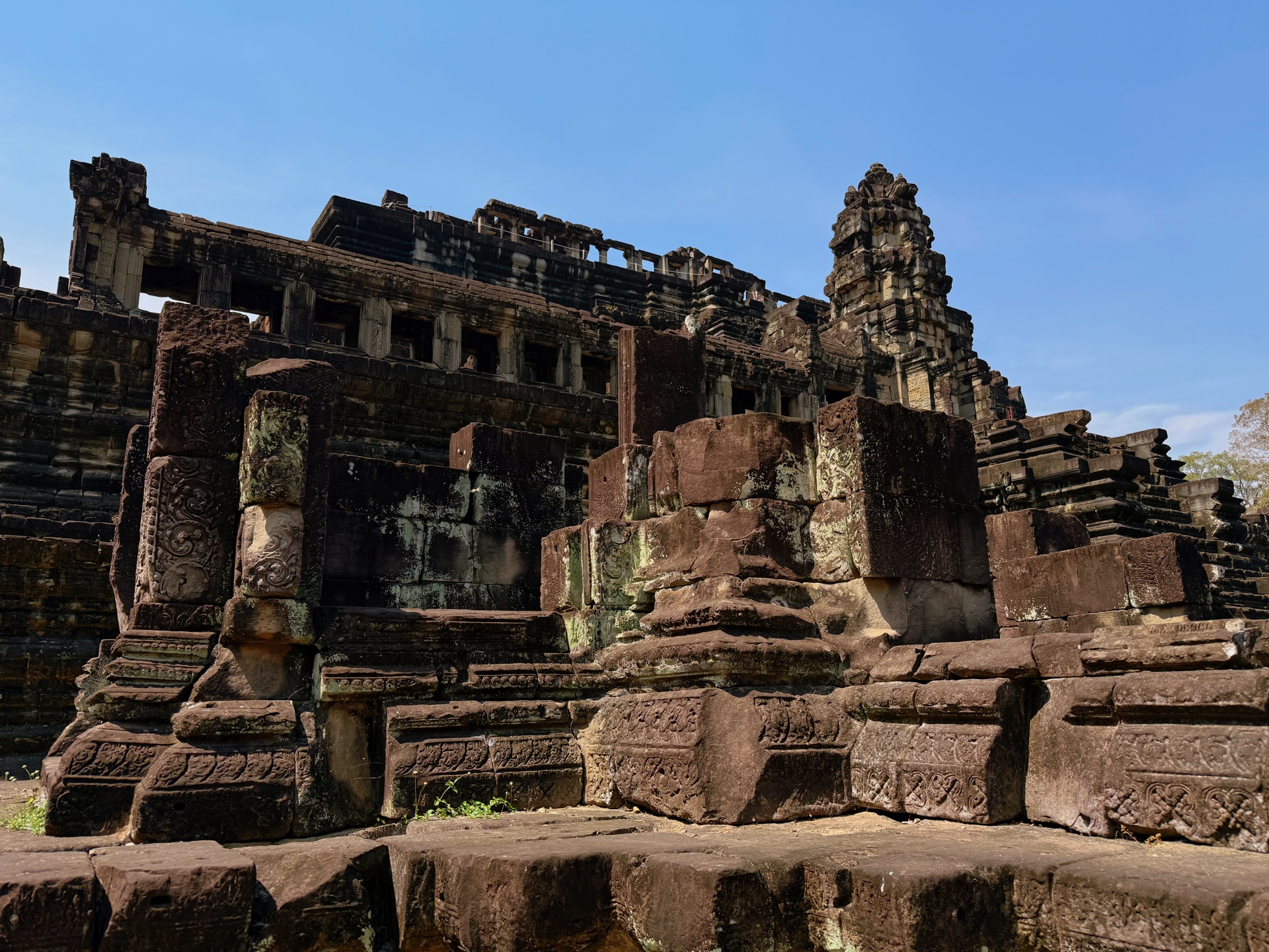 —a面探秘遗迹吴哥窟之美,b面领略绝美高龙岛