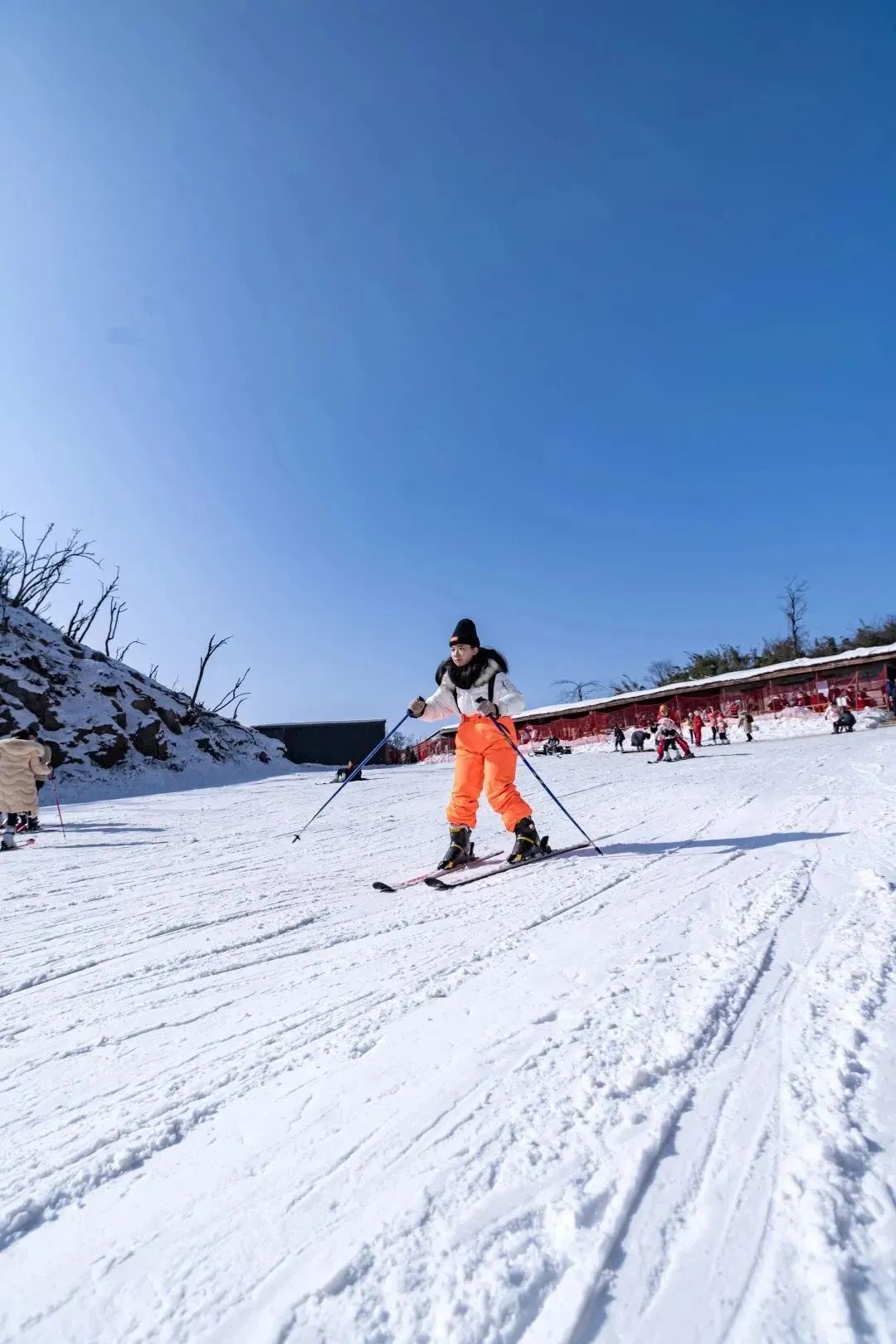 九皇山滑雪场今日正式开滑!冬天就要放肆撒野! - 马蜂窝