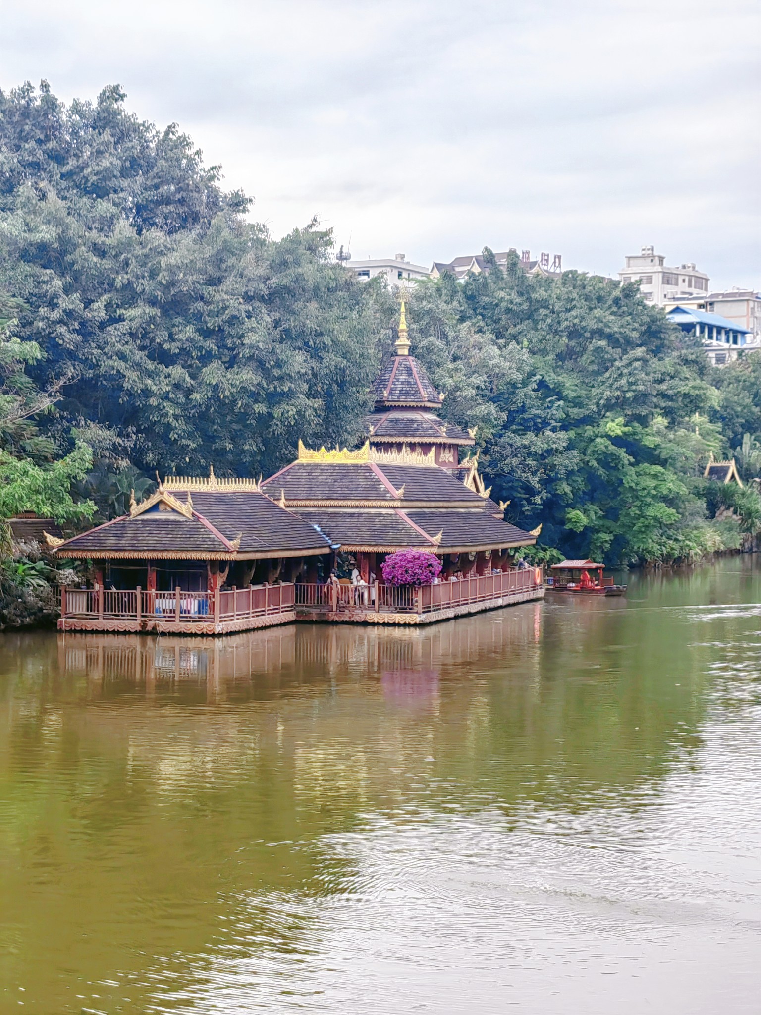 傣族园day22-26 勐腊day27 抵达昆明,南强夜市day28 大观楼云南省博物